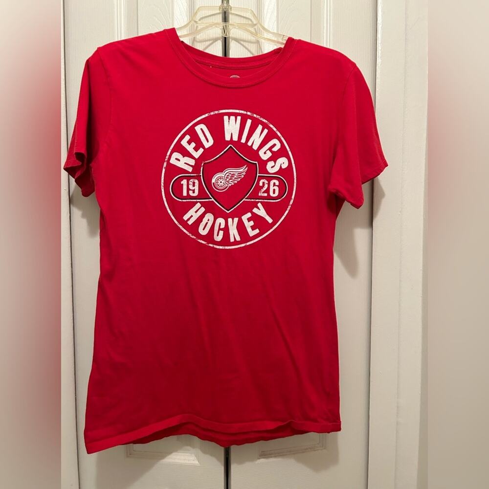 NHL Detroit Red Wings large shirt